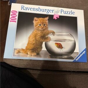 Gold” 1000 Piece Puzzle – Kitten & Goldfish